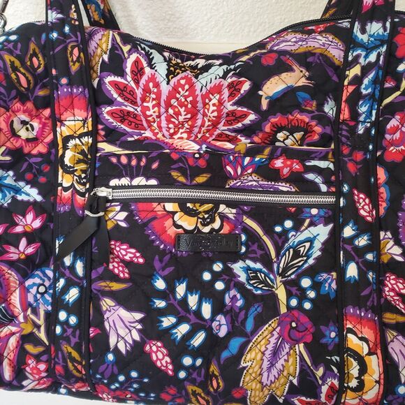 Vera Bradley Small Travel Duffel Maplewood Forest 16.5" X 8" X 6" Adjustable - Picture 3 of 16